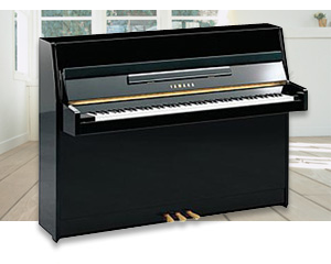 Yamaha C108
